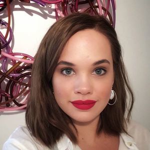 Meet your Posher, Alexis